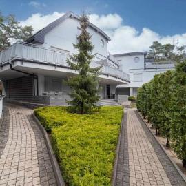Apartament HAPPY - BASEN, PLAŻA, OCHRONA 24h - 3 SYPIALNIE dla maksymalnie 8 osób