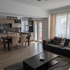 Apartament central 3 dormitoare, hotel in Târgu Secuiesc