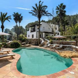 Can Blay, hotel in Santa Eularia des Riu