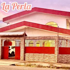 Hostel La Perla