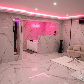 Beautiful Skyline Suite 30 minutes from Paris!, hotel a Pontoise