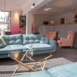 First Hotel Dragonen، فندق في أوميا