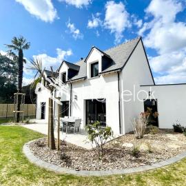 Luxury Maison d'Architecte neuve de standing, hotell i Larmor-Baden