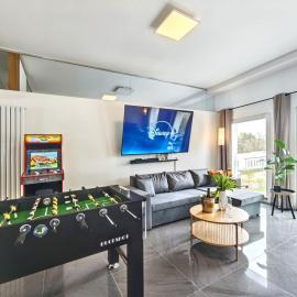 Loft für bis zu 12, Whirlpool, Infrarotsauna, Arcade-Spiele, Tischfußball, Wii
