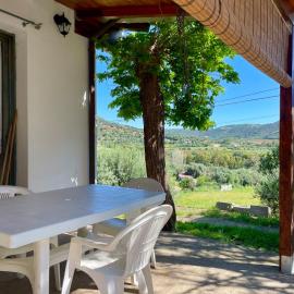 Kèrsos, hotel en Jerzu