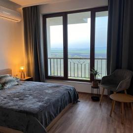 Family Apartment with Sea View Vineyard Spa Resort Aheloy, hotel u gradu Aheloj