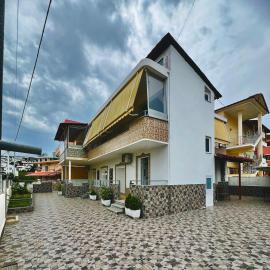 Villa Bella, hotel a Ksamil