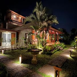 Villa Karma Loka, hotel a Sidemen
