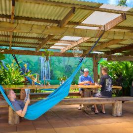 On The Wallaby Eco Lodge, hotel u gradu Yungaburra
