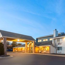 AmericInn by Wyndham Oscoda Near AuSable River: Oscoda şehrinde bir otel