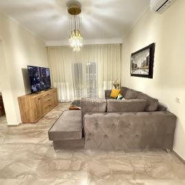 Efesou Large Apartment