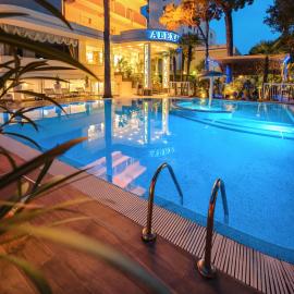 Hotel Alexander, hotel in Milano Marittima