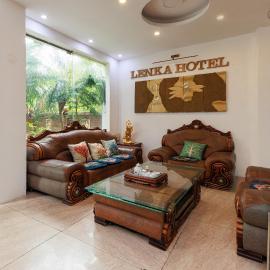 Khách sạn Lenka, hotel in Chung Thuy