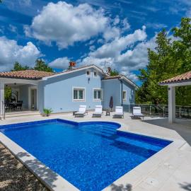 Villa ForRest, a charming villa surrounded by beautiful nature