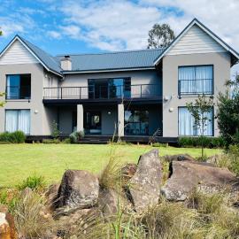 11 Woodridge Forest Estate, hotel u gradu Pitermaricburg