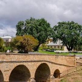 BRIDGE COTTAGES Sargeants & Armoury Cottages 1823 - HISTORY & CHARM, viešbutis mieste Ričmondas