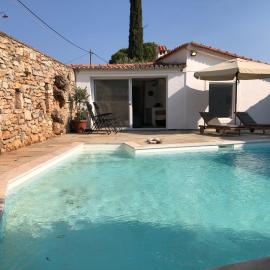 Small Pool Villa at Marathon Greece, hotel in Marathon