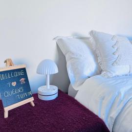 Hanleys Private Room near Ski Airport, Hotel in Frankton
