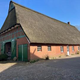 Hof Hüttmansruh โรงแรมในHüttblek