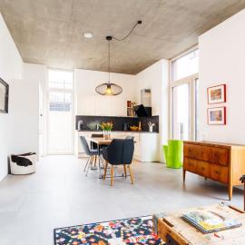 Hochwertige Neubauwohnung, hotel u gradu Iphofen