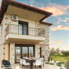 Cottage with panoramic sea view، فندق في كاليثي هالكيديكي