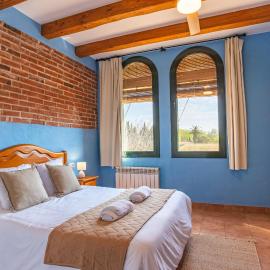 Apartamentos Rurales Can Pujol - Relax & Naturaleza - Costa Brava, hotel i Serra de Daró