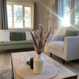 Mill Down Cottage Vineyard Retreat، فندق في Hambledon