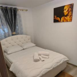 LuxAp, hotel em Falticeni