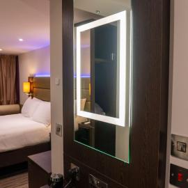 SHARNBROOK INN self contained guest unit AIR CONDITIONED Santa Pod, hotel v destinaci Bedford