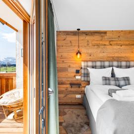 Soho Mountain Chalet - Pool und Sauna, hotell i Reit im Winkl