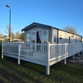 Silver 3 Bed Static Caravan With Patio