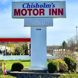 Chisholm's Motor Inn, hotel sa Saugus