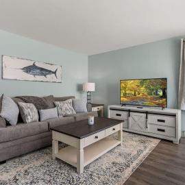 Harbor Serenity Private Deck Updated Kitchen, hotel en Rye