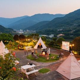 Hadong Gamsung Private Stay Sosohwagae, hotel a Yŏn'gok