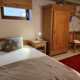 Monteurzimmer, hotel em Pfreimd