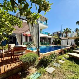 Villa Annabèll1 with Swimming pool and Jacuzzi, 3 floors