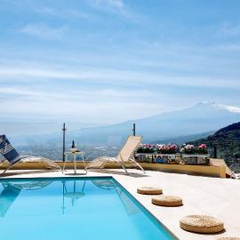 Villa Da Vinci Luxury Panoramic Apartments - Taormina rooms collection, hotell i Taormina