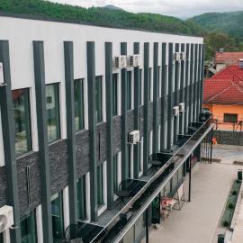 TisArt Accomodation, hotel a Tismana