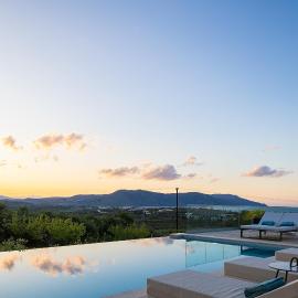 Balarina Residence - Historic Beauty & Nature at Balarina by etouri