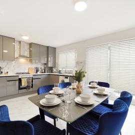 Modern Modern Wembley Abode - Parking - Garden - Sleeps 14, hotel a Londra
