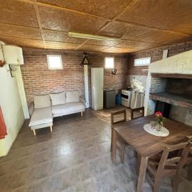 Apartamento al fondo de la casa، فندق في فراي بينتوس