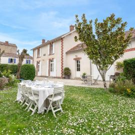 Villa pour 7 adultes, 1 enfant, a 400m de la mer