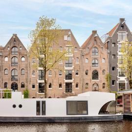 Cozy Cabin at houseboat: Amsterdam'da bir otel