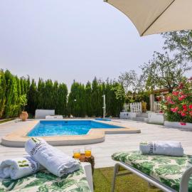 Cortijo El Descanso Vélez Rubio by Ruralidays, hotel in Vélez Rubio
