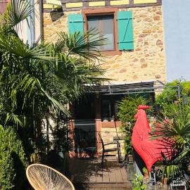 GITE LE COQ ROUGE, hotel di Eguisheim