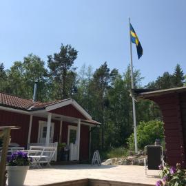 Charmigt hus i Skärgården, en bussresa från City, готель у місті Вермде