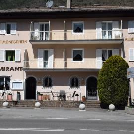 Hotel Mondschein, hotel Plausban