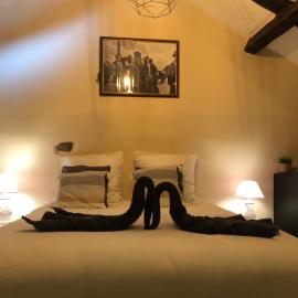 Gîte de la source, Hotel in Sainte-Marie-de-Vaux
