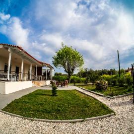 Blackeye Hidden cottage, hotel in Nea Potidaea