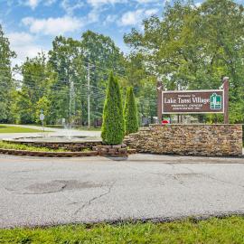 Hiawatha West Lake Tansi by Coolvacay, hotel u gradu 'Crossville'